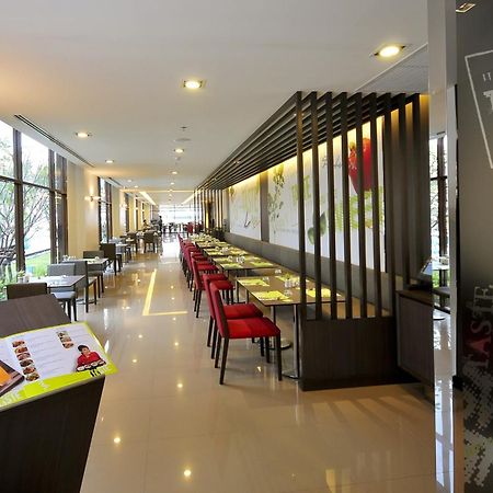 Ibis Bangkok Riverside Eksteriør billede