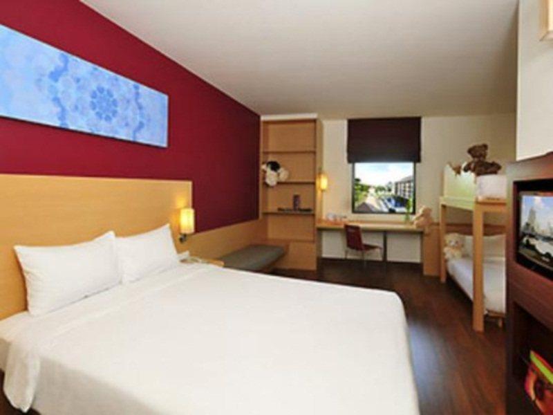Ibis Bangkok Riverside Eksteriør billede